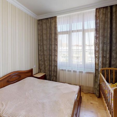 Yerevan City Center Apartment ภายนอก รูปภาพ