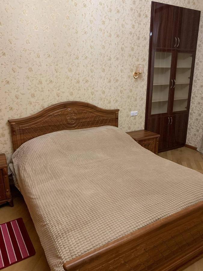 Yerevan City Center Apartment ภายนอก รูปภาพ